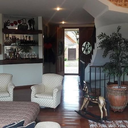Casa E Vista Privilegiadas No Alto Do Capivari Campos do Jordão المظهر الخارجي الصورة