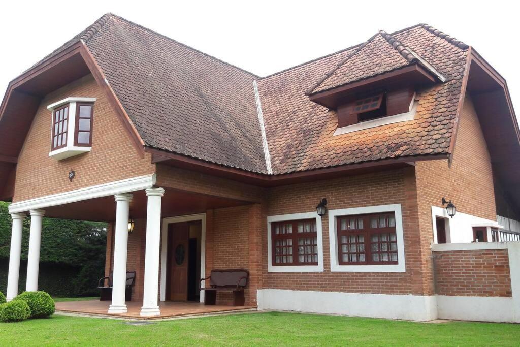 Casa E Vista Privilegiadas No Alto Do Capivari Campos do Jordão المظهر الخارجي الصورة